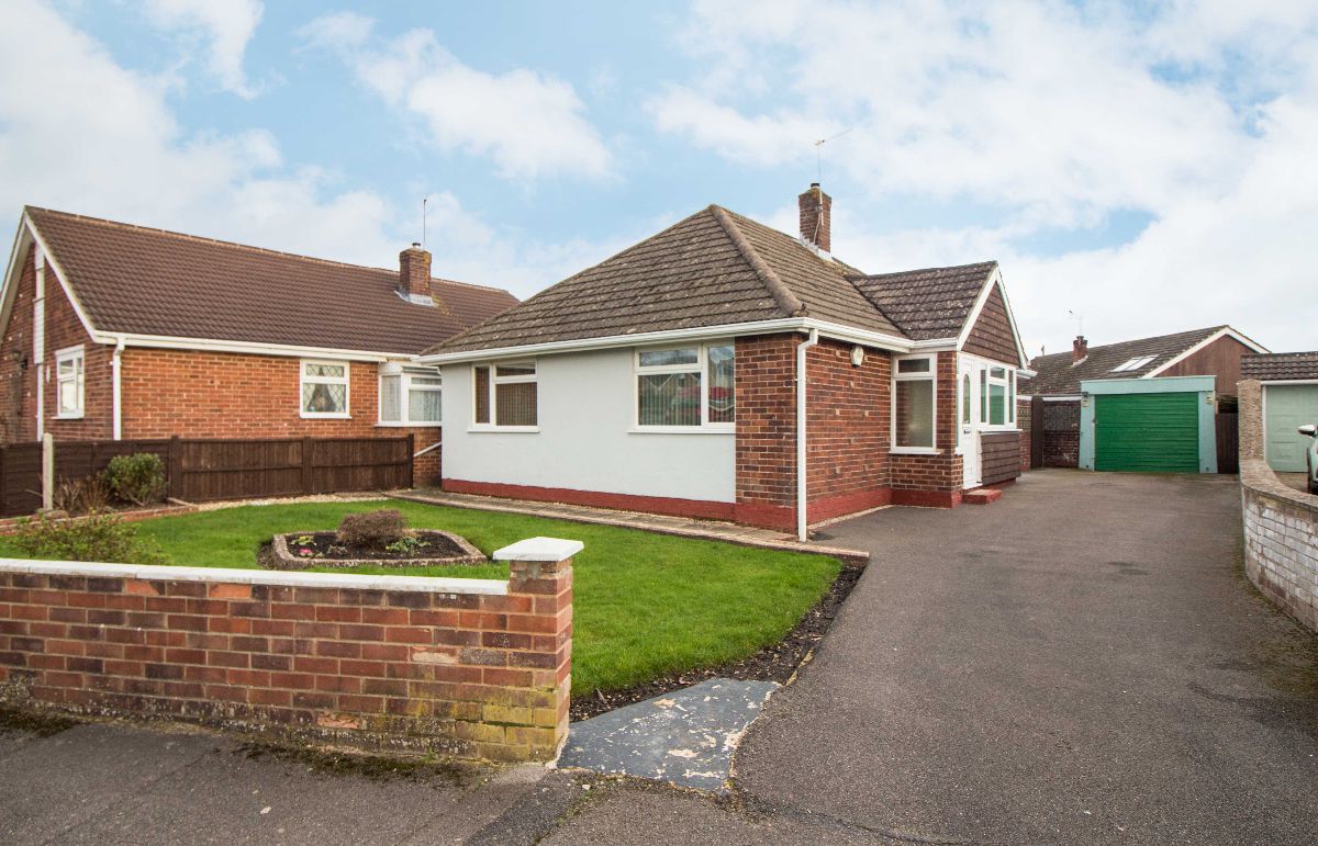 Hazleton Way, Waterlooville, PO8 9DW A.J.Eyre and Sons