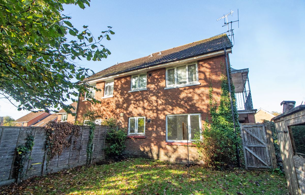 Juliet Court, Waterlooville, PO7 8JZ A.J.Eyre and Sons