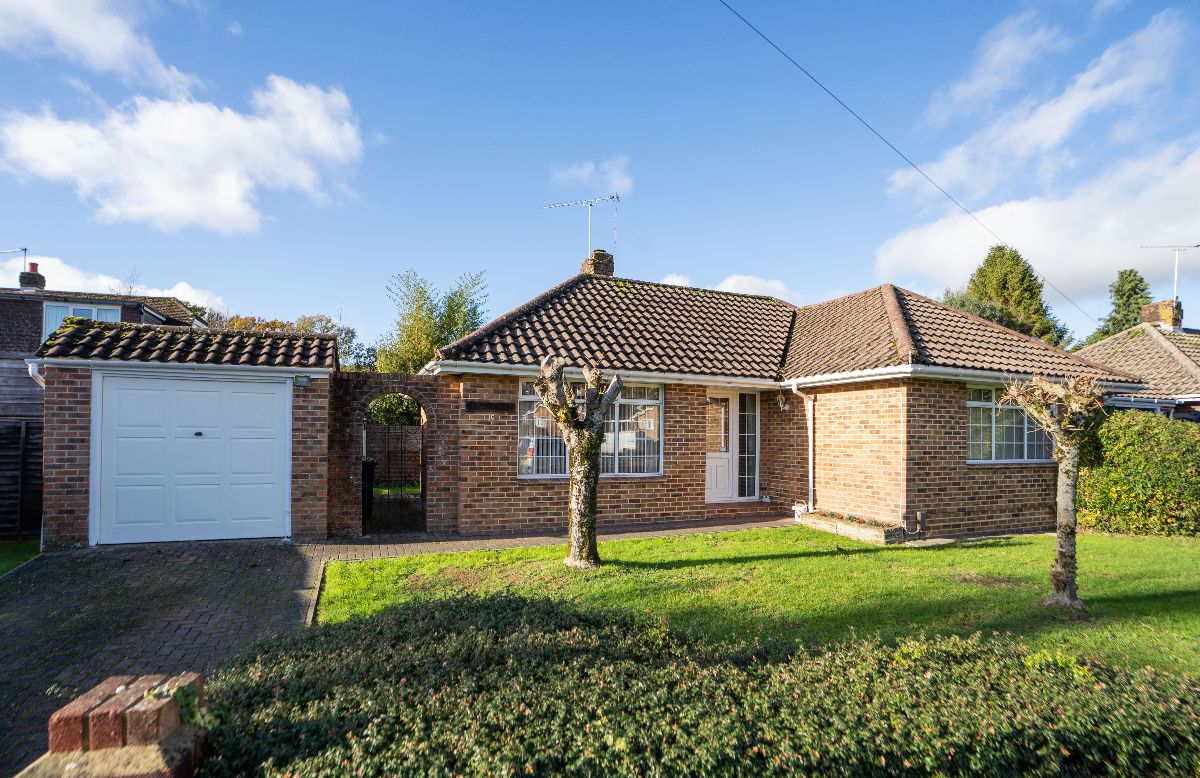 Frogmore Lane, Waterlooville, PO8 9QQ A.J.Eyre and Sons