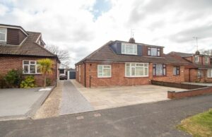 Yew Tree Avenue, Cowplain, PO8 8AJ