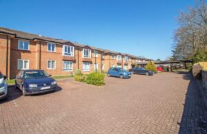 Dene Court, Cowplain, PO8 8HD
