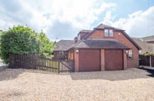 Red House, Sunderton Lane, Clanfield PO8 0NU