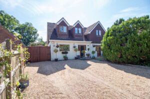 Bulls Copse Lane, Horndean, PO8 9RA