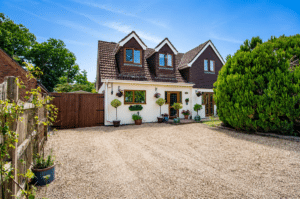 Bulls Copse Lane, Horndean, PO8 9RA