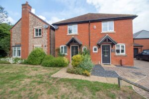 St. Georges Road, Denmead, PO7 6FS