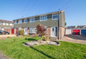 Granada Close, Cowplain, PO8 9AU