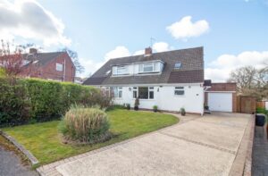 Roundway, Waterlooville, PO7 7QD