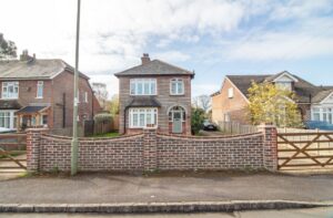 Keydell Avenue, Horndean, PO8 9TA