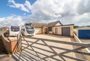 Cotwell Avenue, Cowplain, PO8 9AW