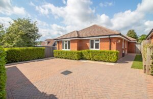 South Road, Horndean, PO8 0EN